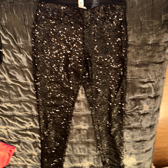 H&M sequin pants - Picture 2 of 4